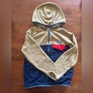 Boys Patagonia Micro Fleece, Size S (7-8)